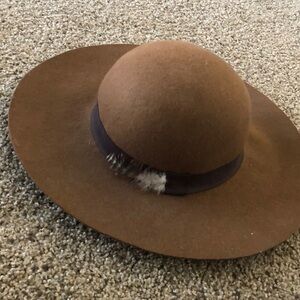 Women’s 100% Wool Hat